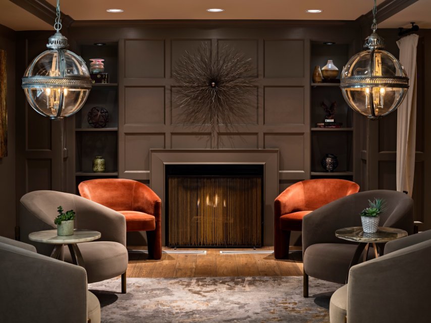 Lobby Fireplace Ambassador Oklahoma City 01