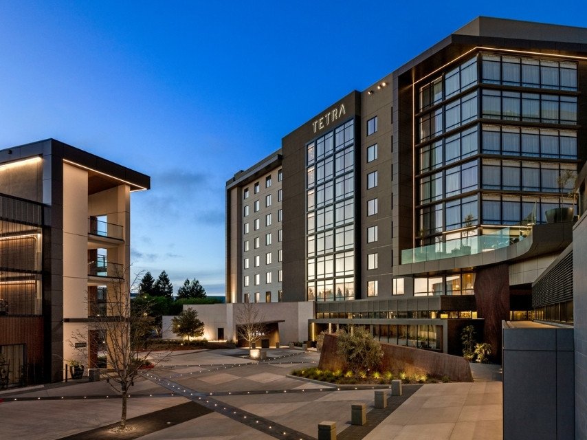 Exterior Angle at Dusk TETRA Hotel Sunnyvale CA